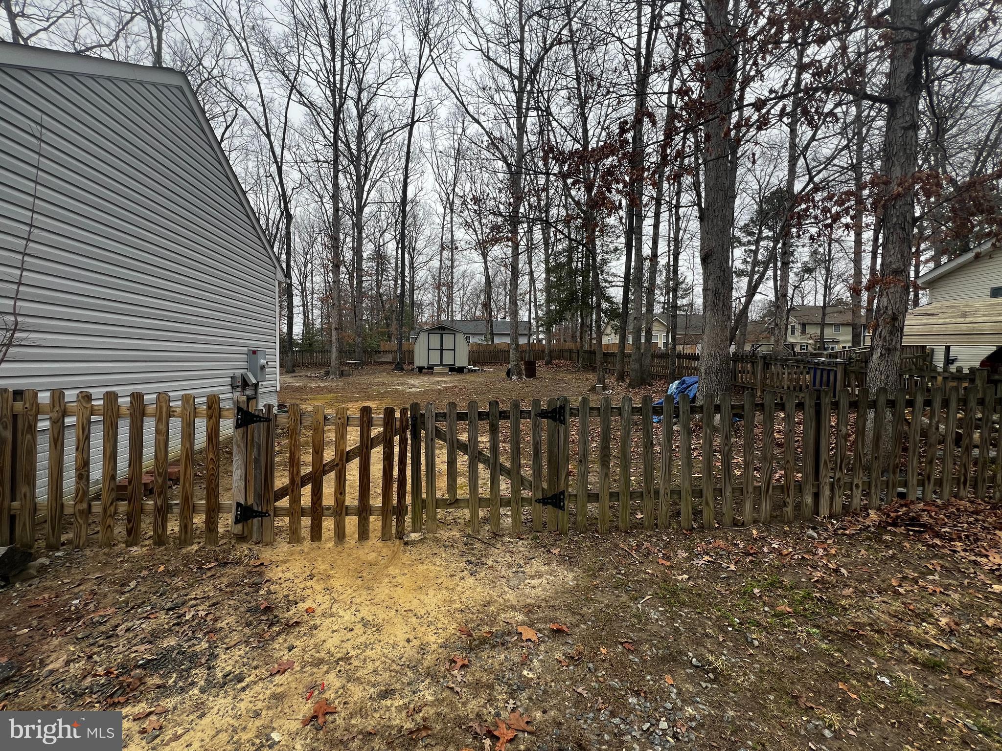 LAKE LAND OR - Residential