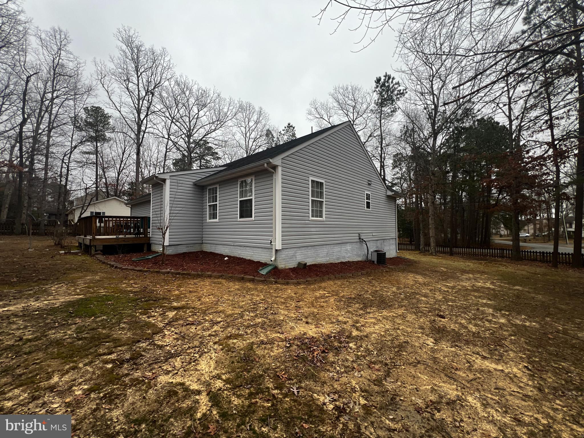 LAKE LAND OR - Residential