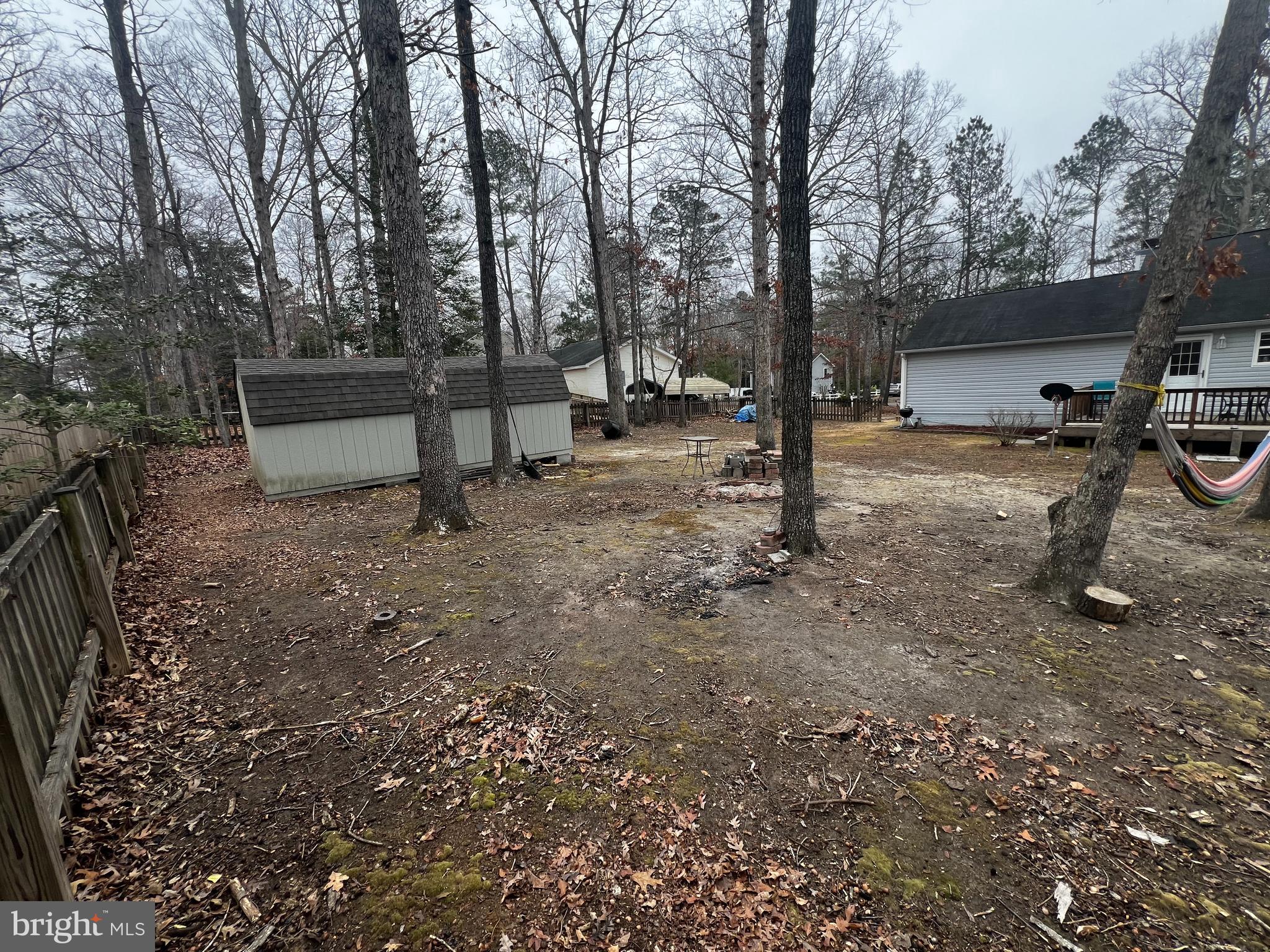 LAKE LAND OR - Residential