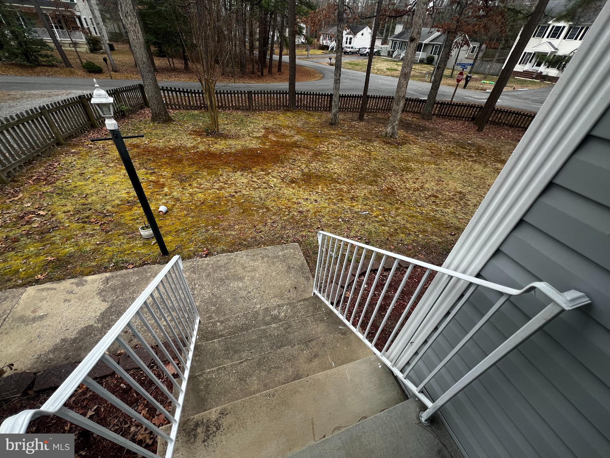 LAKE LAND OR - Residential