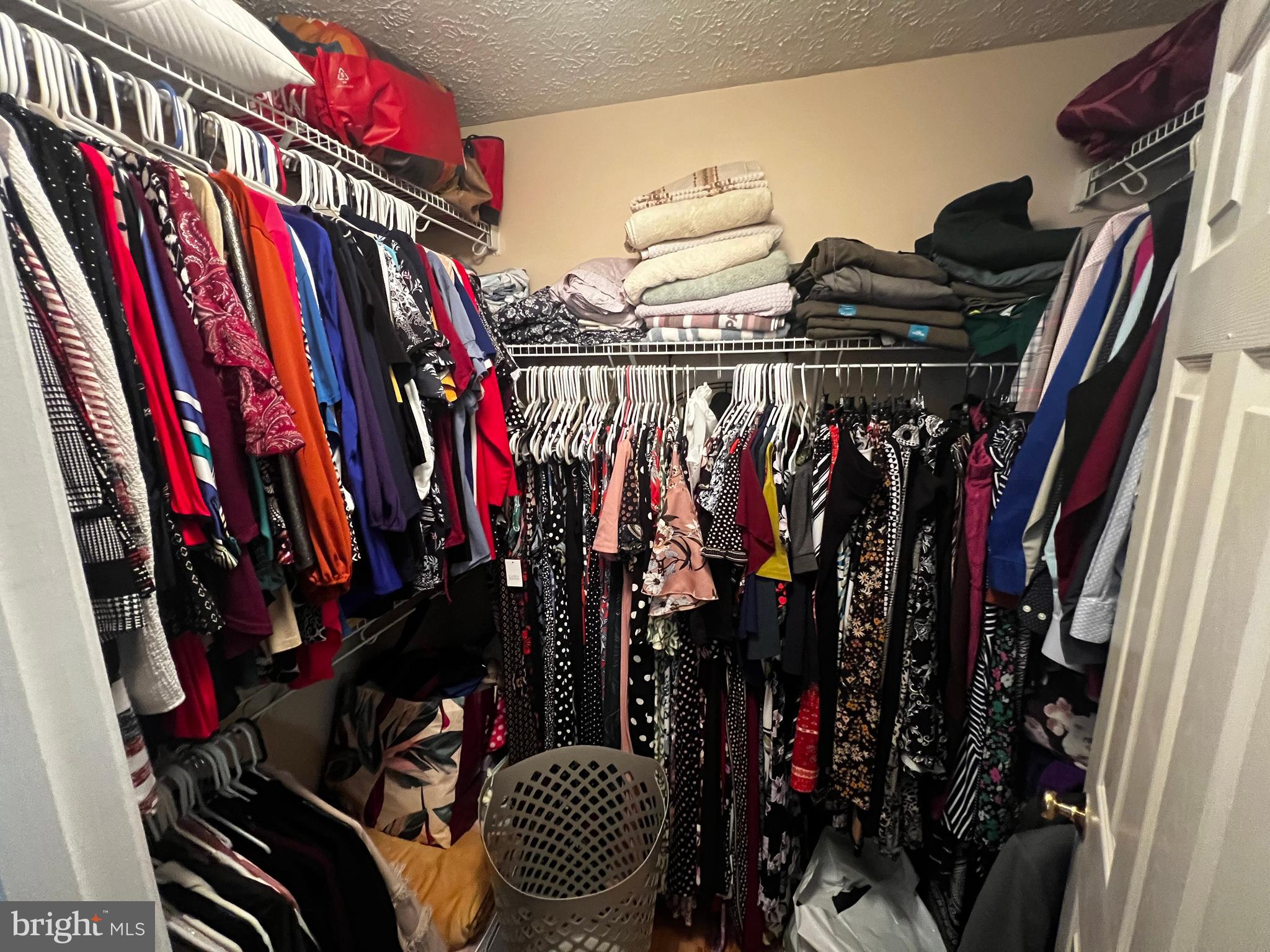 LAKE LAND OR - Residential