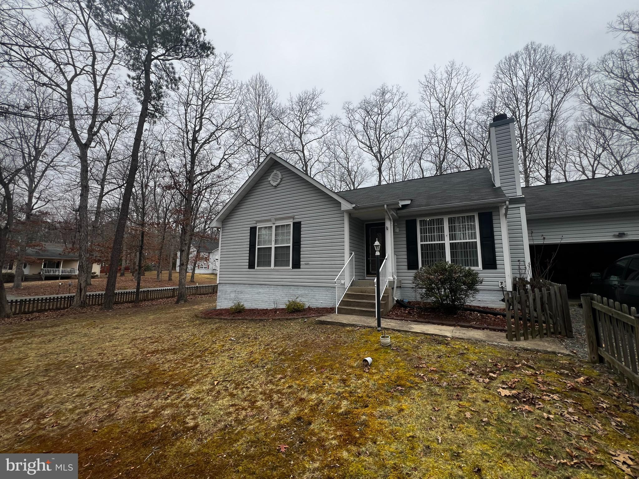 LAKE LAND OR - Residential