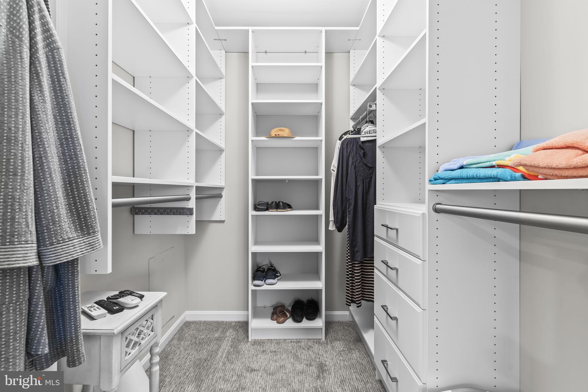 WINDWARD KEY - Residential