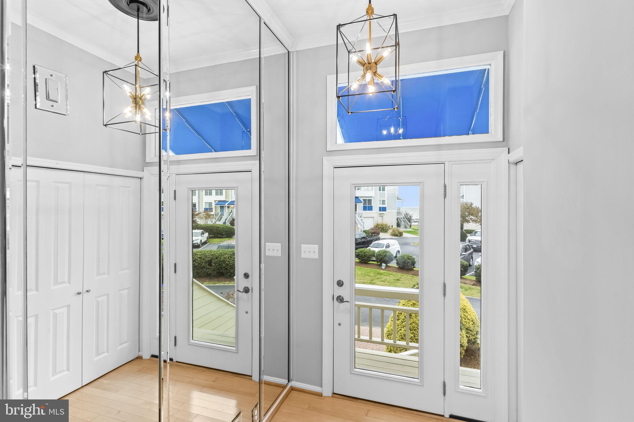 WINDWARD KEY - Residential