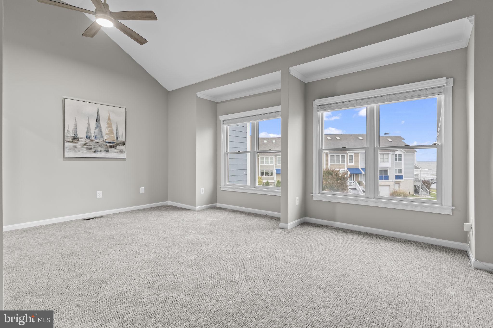 WINDWARD KEY - Residential