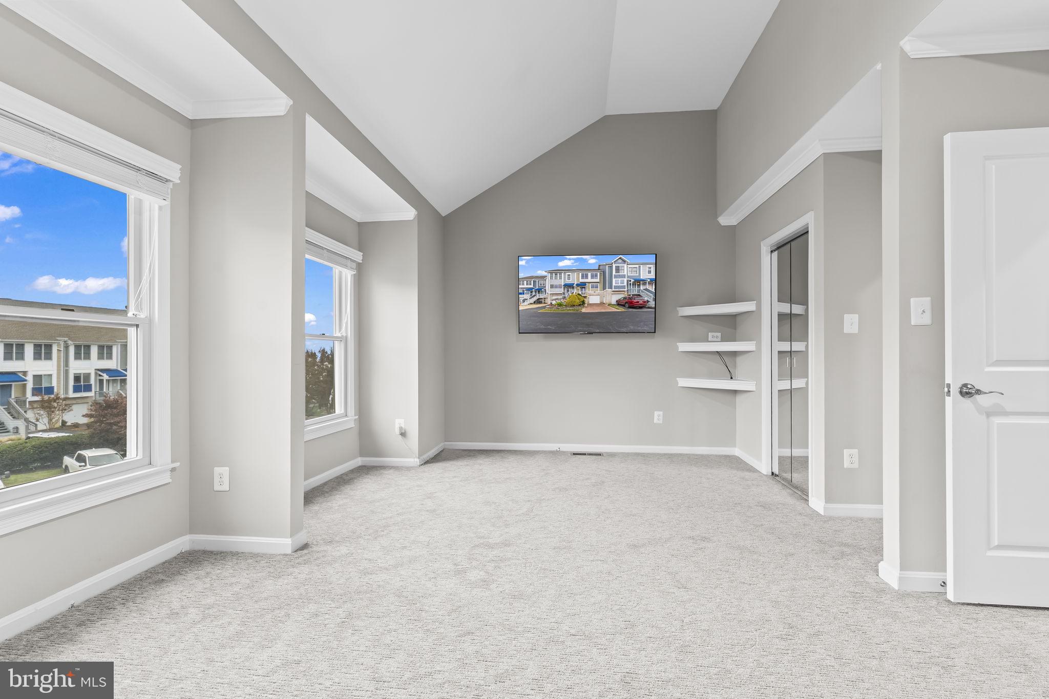 WINDWARD KEY - Residential