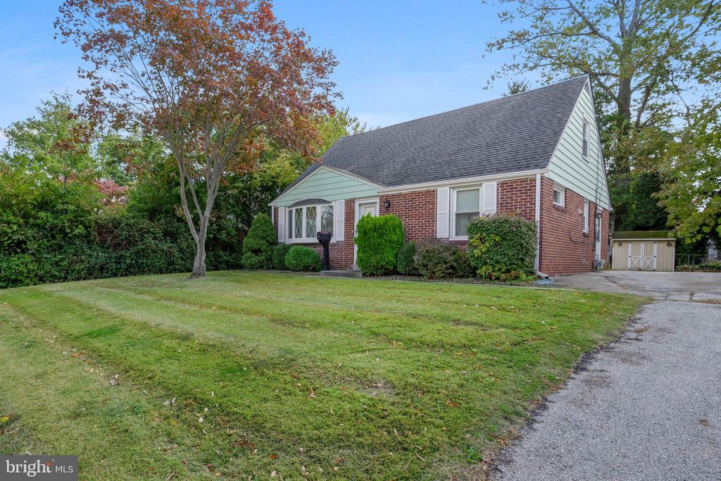 Photo of 1238 University Avenue, MORTON, PA 19070 (MLS # PADE2102666)