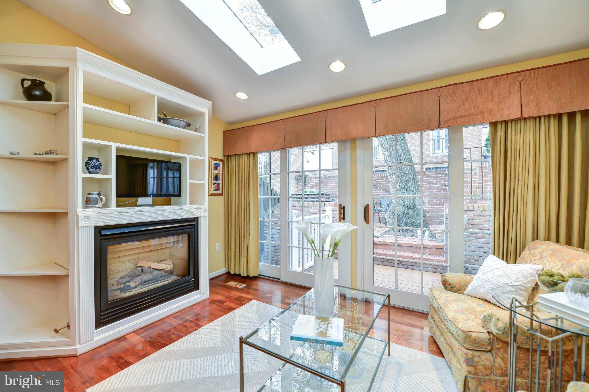 POMMANDER - Residential