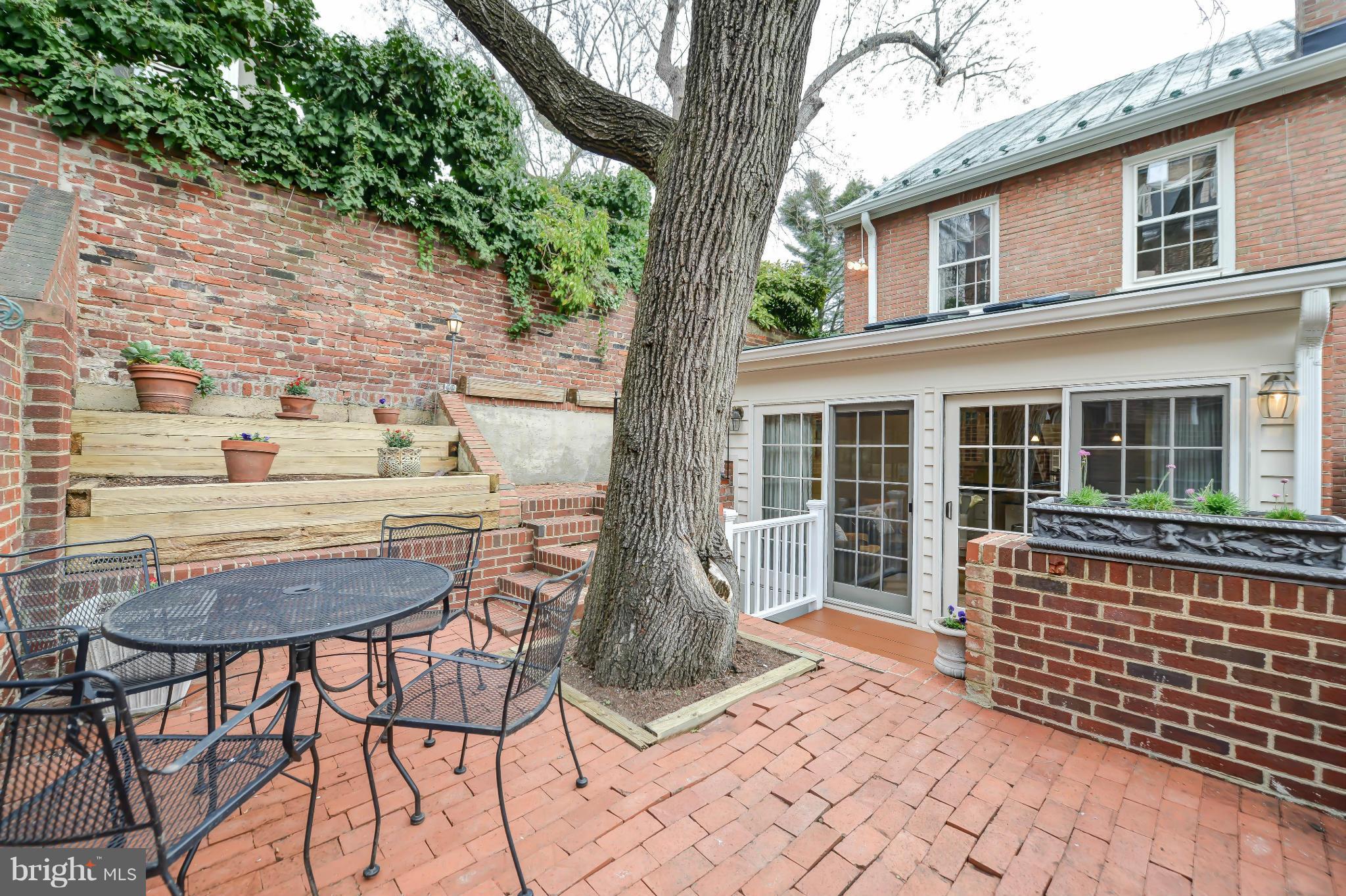 POMMANDER - Residential