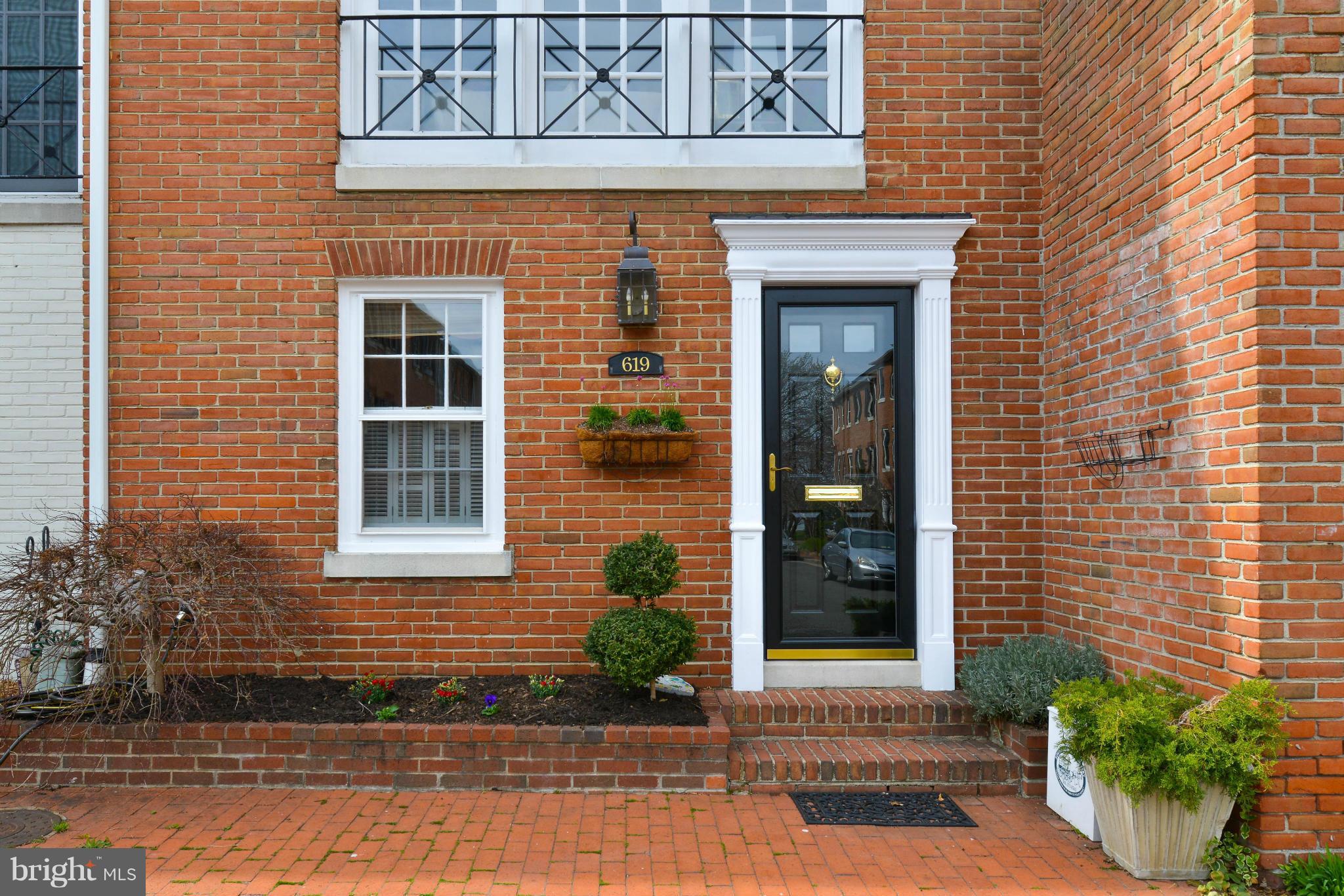 POMMANDER - Residential