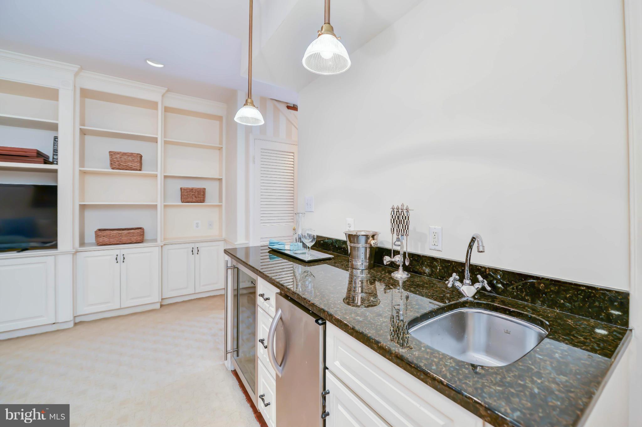 POMMANDER - Residential