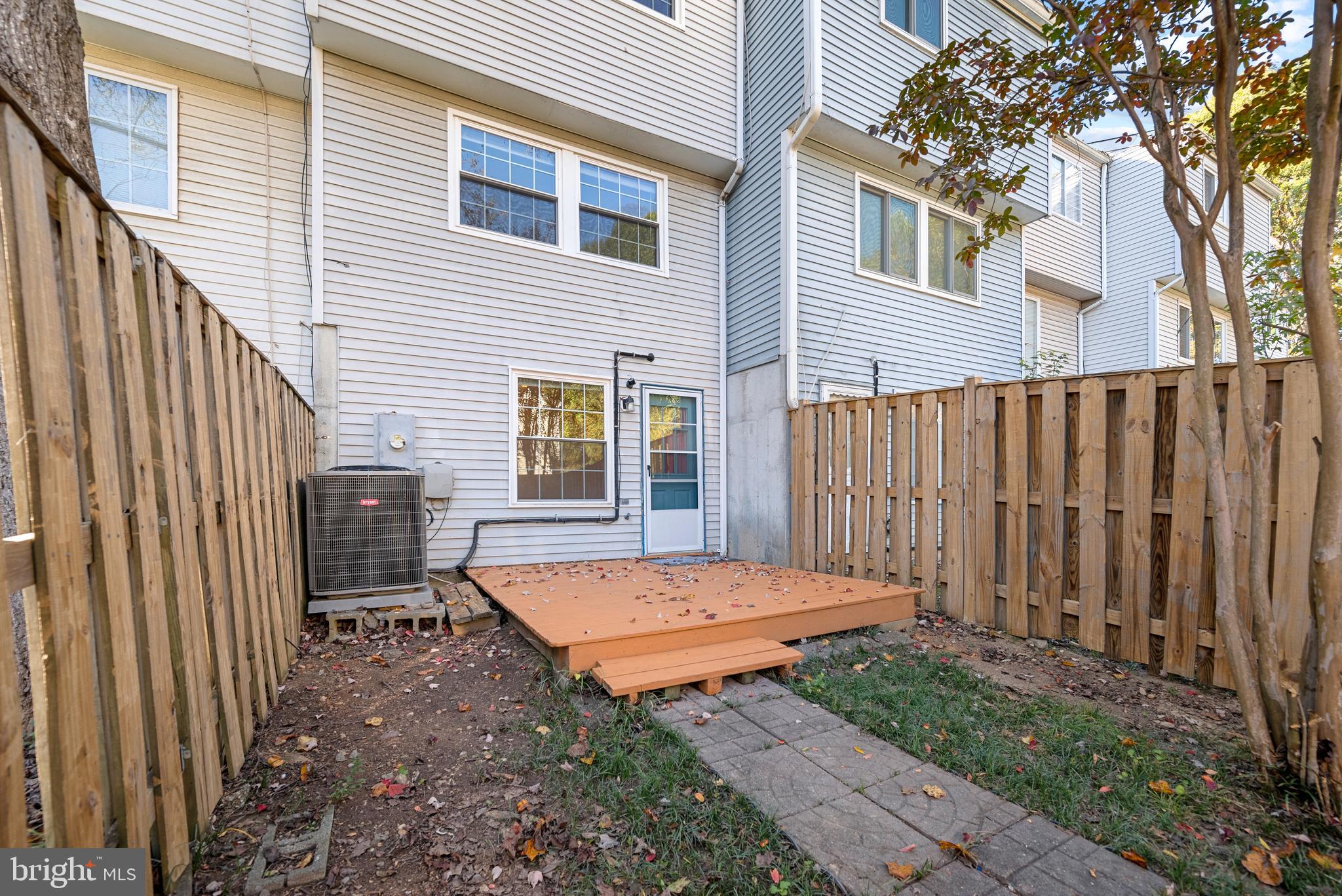 NEWINGTON FOREST - Residential Lease