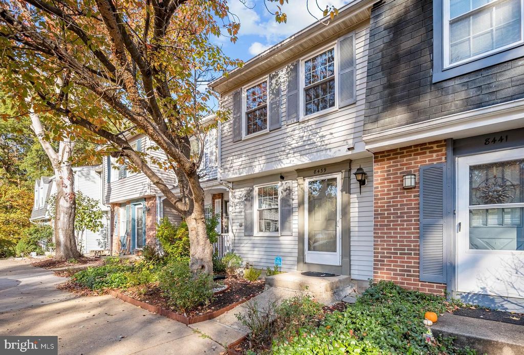 Photo of 8439 Lazy Creek Court, SPRINGFIELD, VA 22153 (MLS # VAFX2275868)