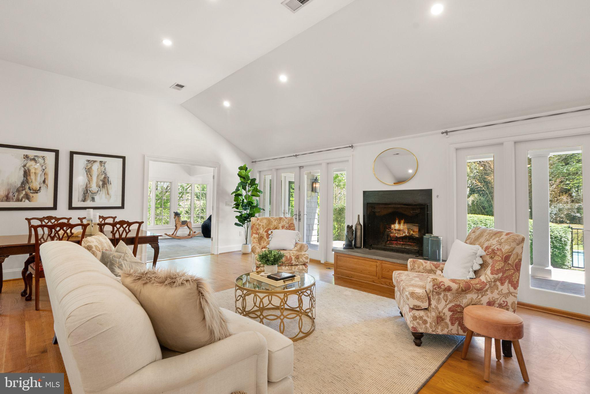 ASPEN HILL - Residential