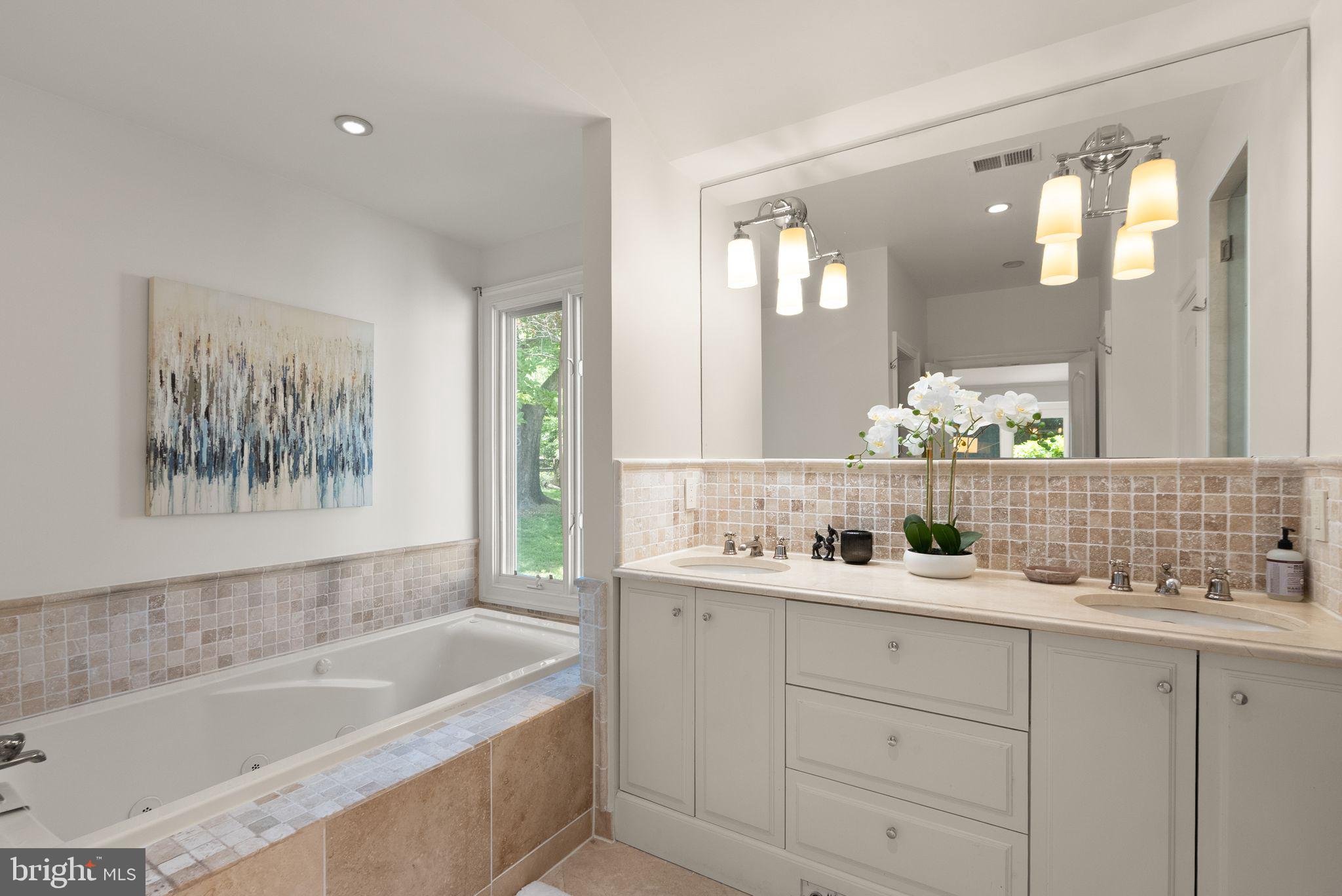 ASPEN HILL - Residential