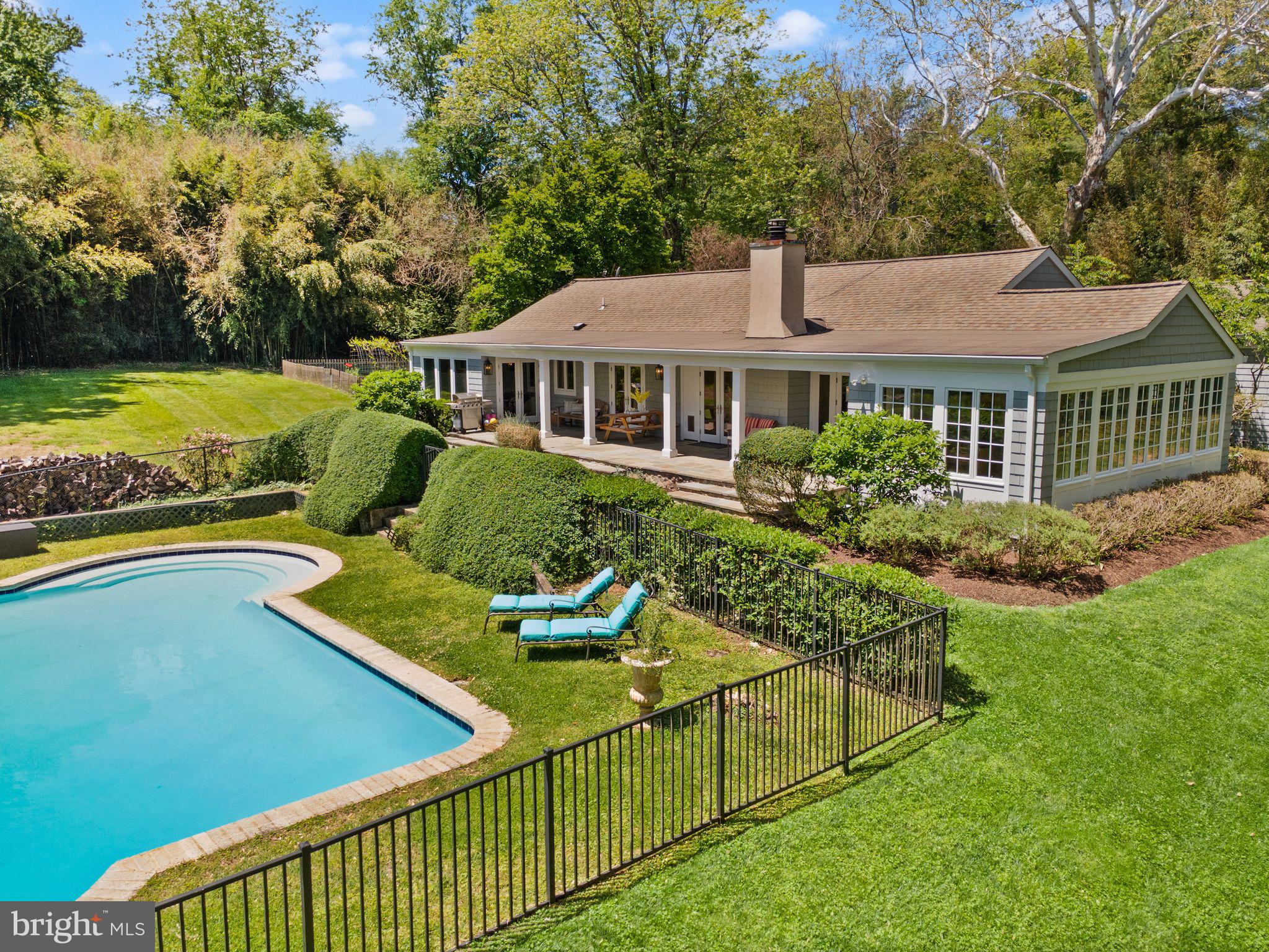 ASPEN HILL - Residential