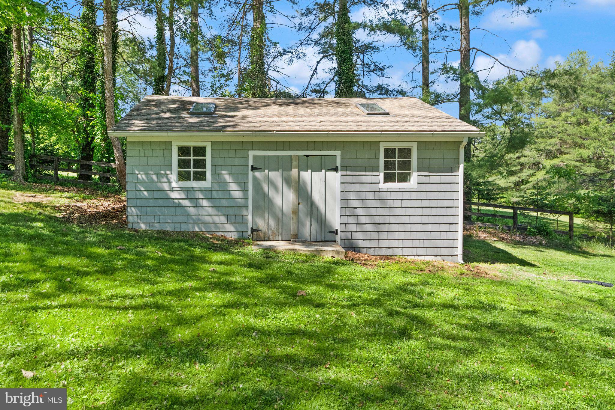 ASPEN HILL - Residential
