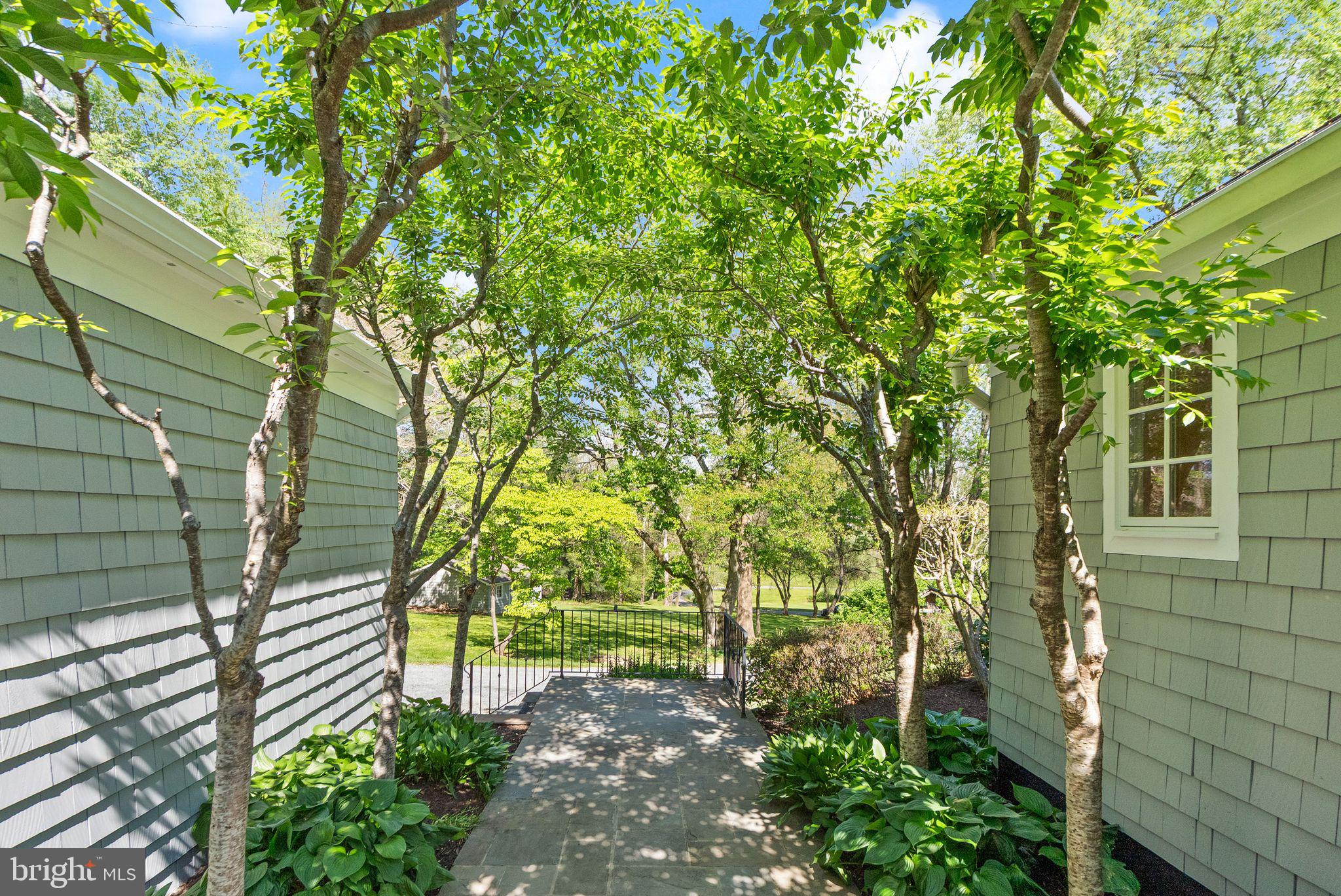 ASPEN HILL - Residential