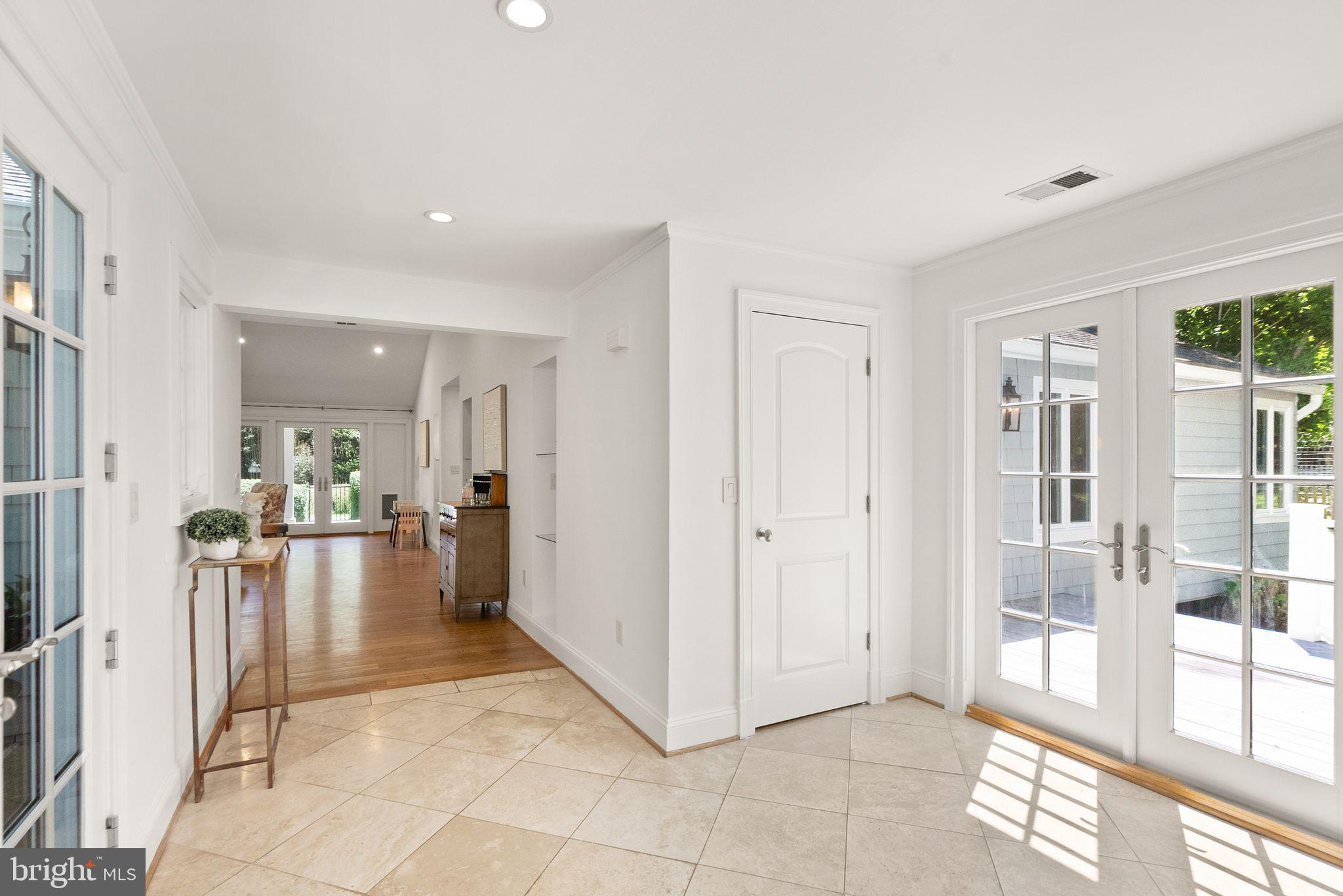 ASPEN HILL - Residential