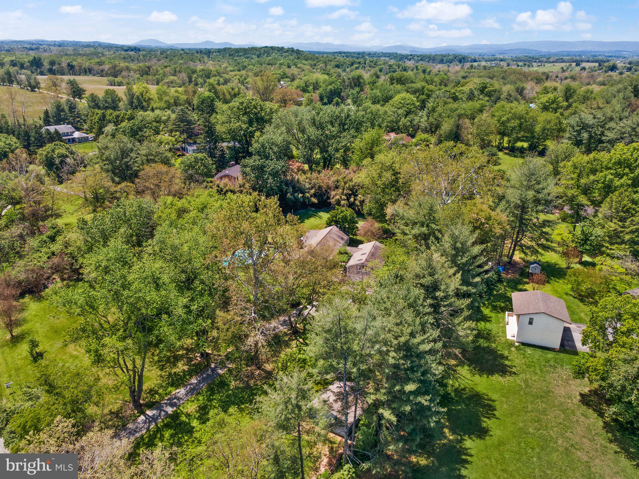 ASPEN HILL - Residential