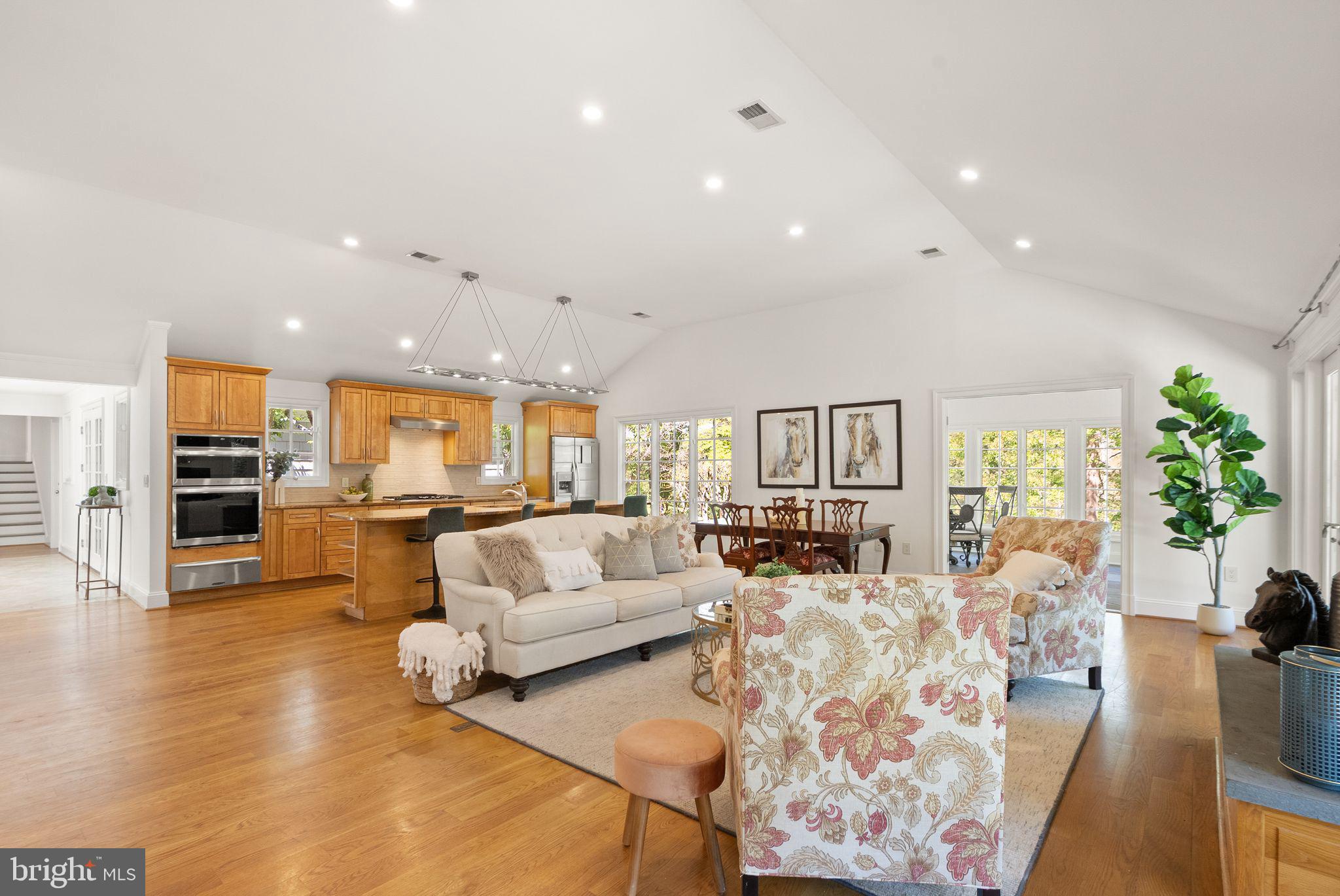 ASPEN HILL - Residential