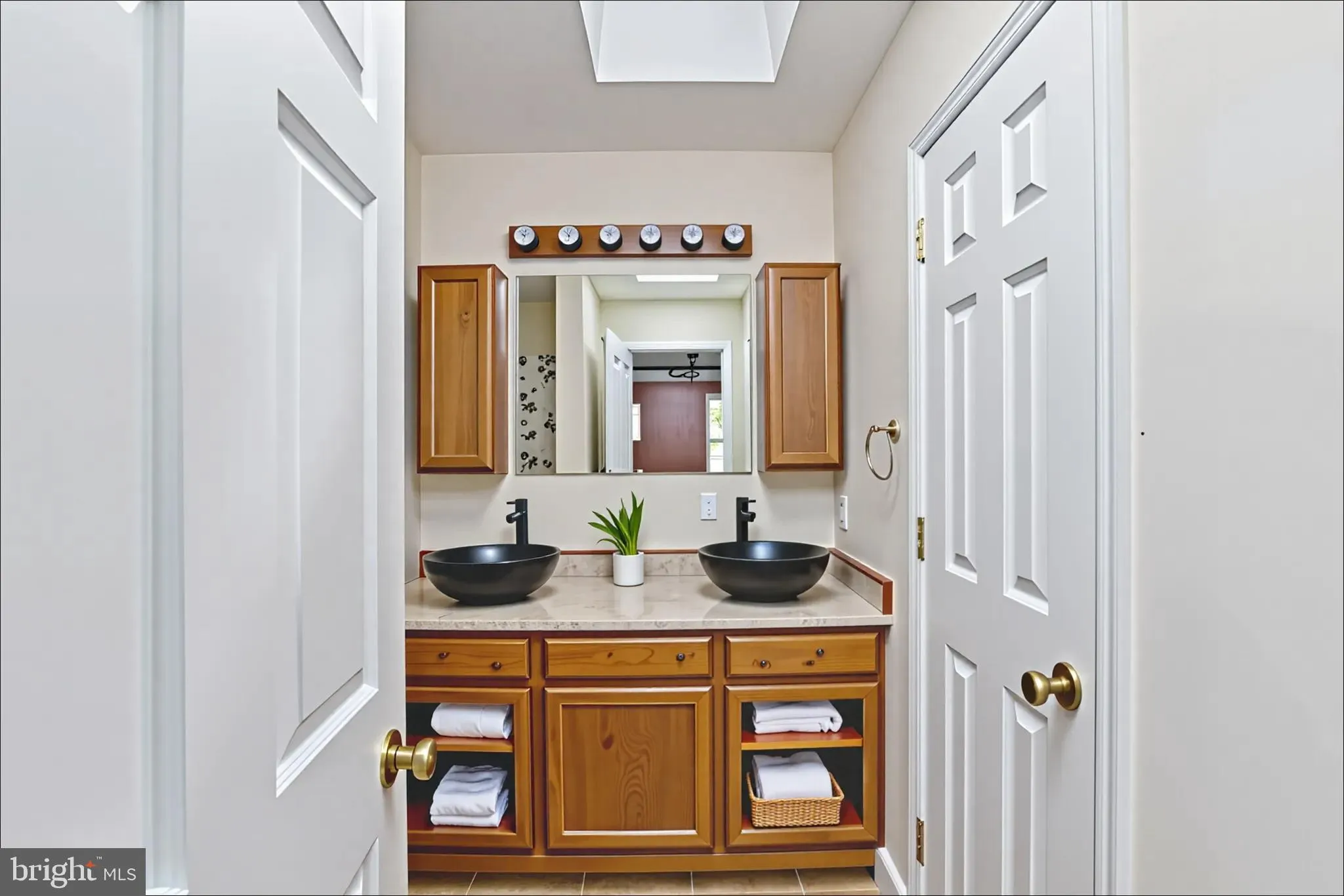 Fredericksburg, Virginia 22407, United States, 4 Bedrooms Bedrooms, ,3 BathroomsBathrooms,Residential,Active,193127