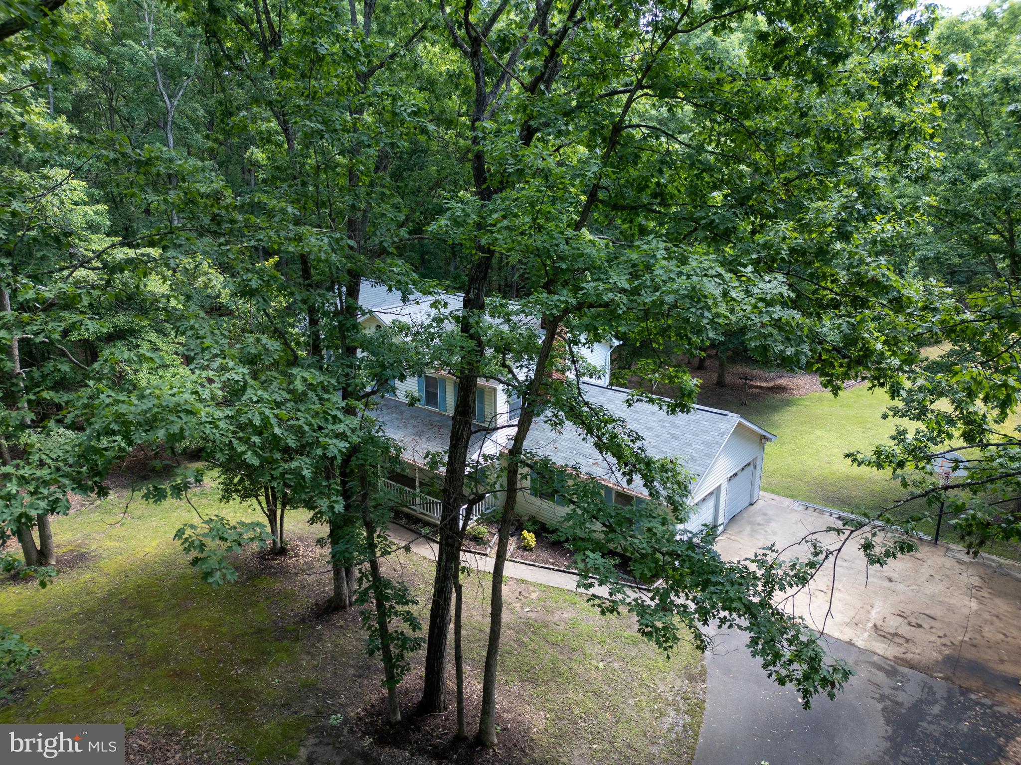 MOTTS RUN ESTATES - Residential