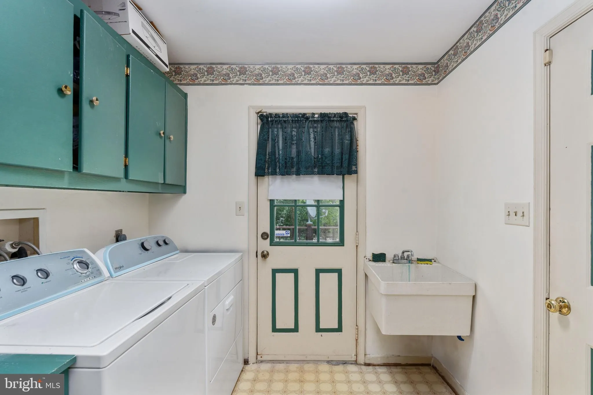 Fredericksburg, Virginia 22407, United States, 4 Bedrooms Bedrooms, ,3 BathroomsBathrooms,Residential,Active,193127