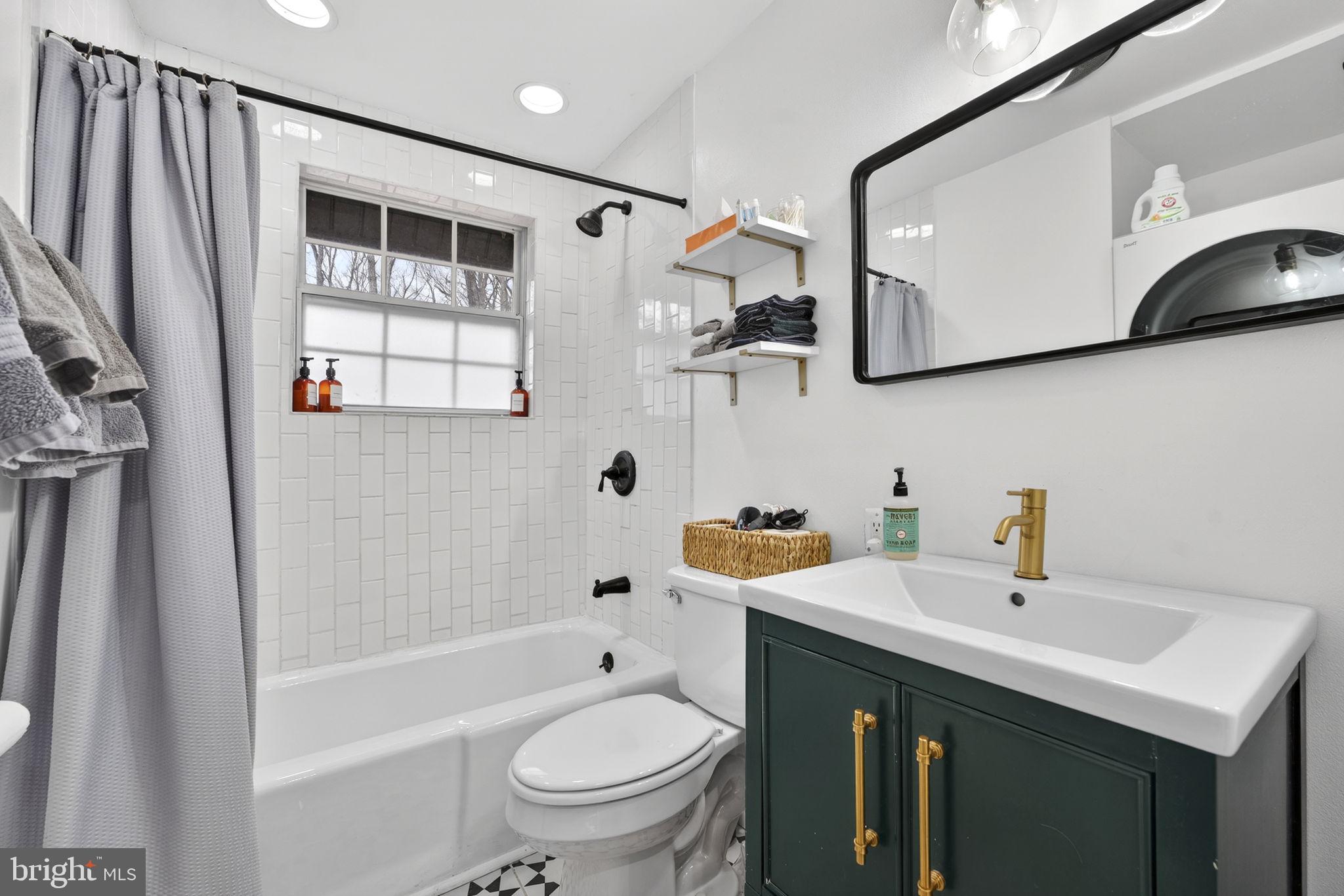 CEDAR RUN - Residential