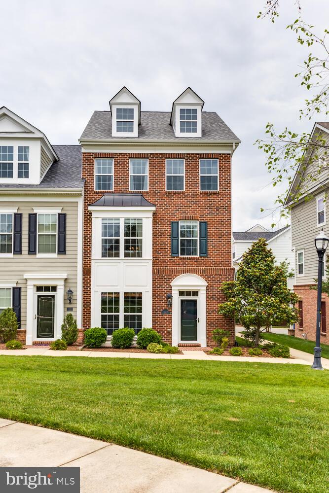 STEEPLECHASE - Residential