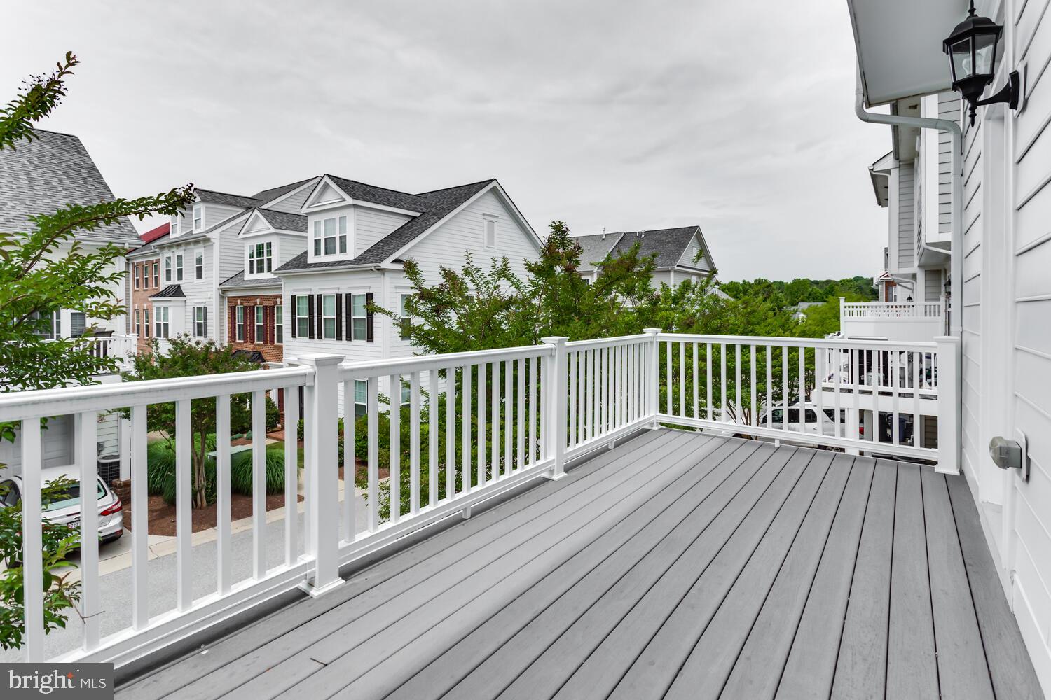 STEEPLECHASE - Residential