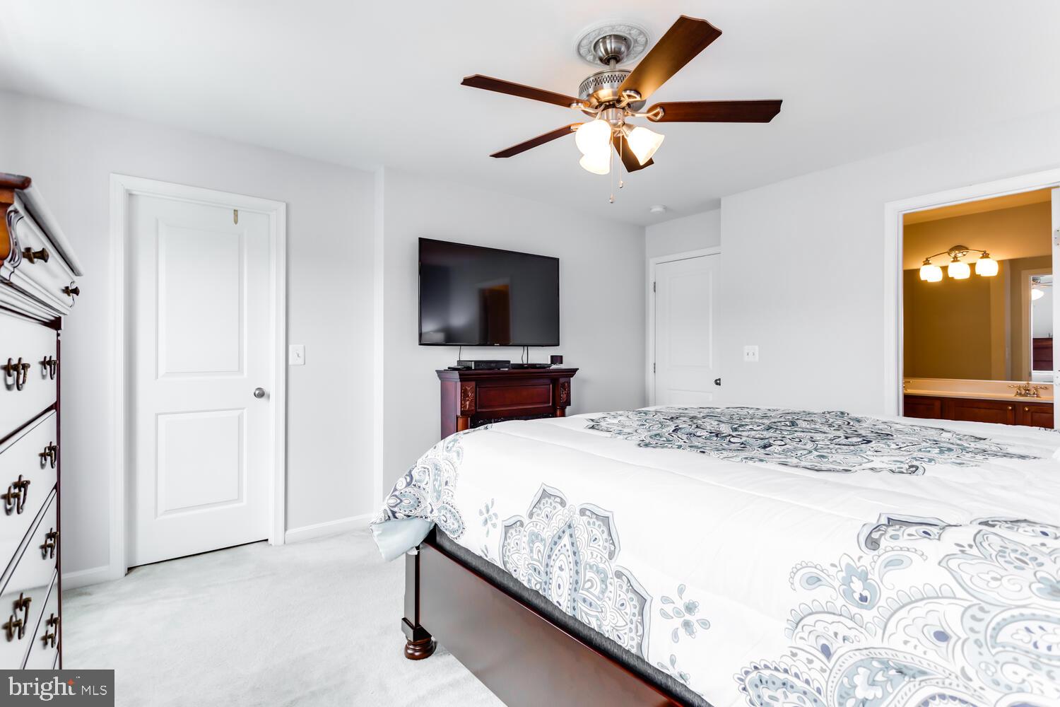 STEEPLECHASE - Residential