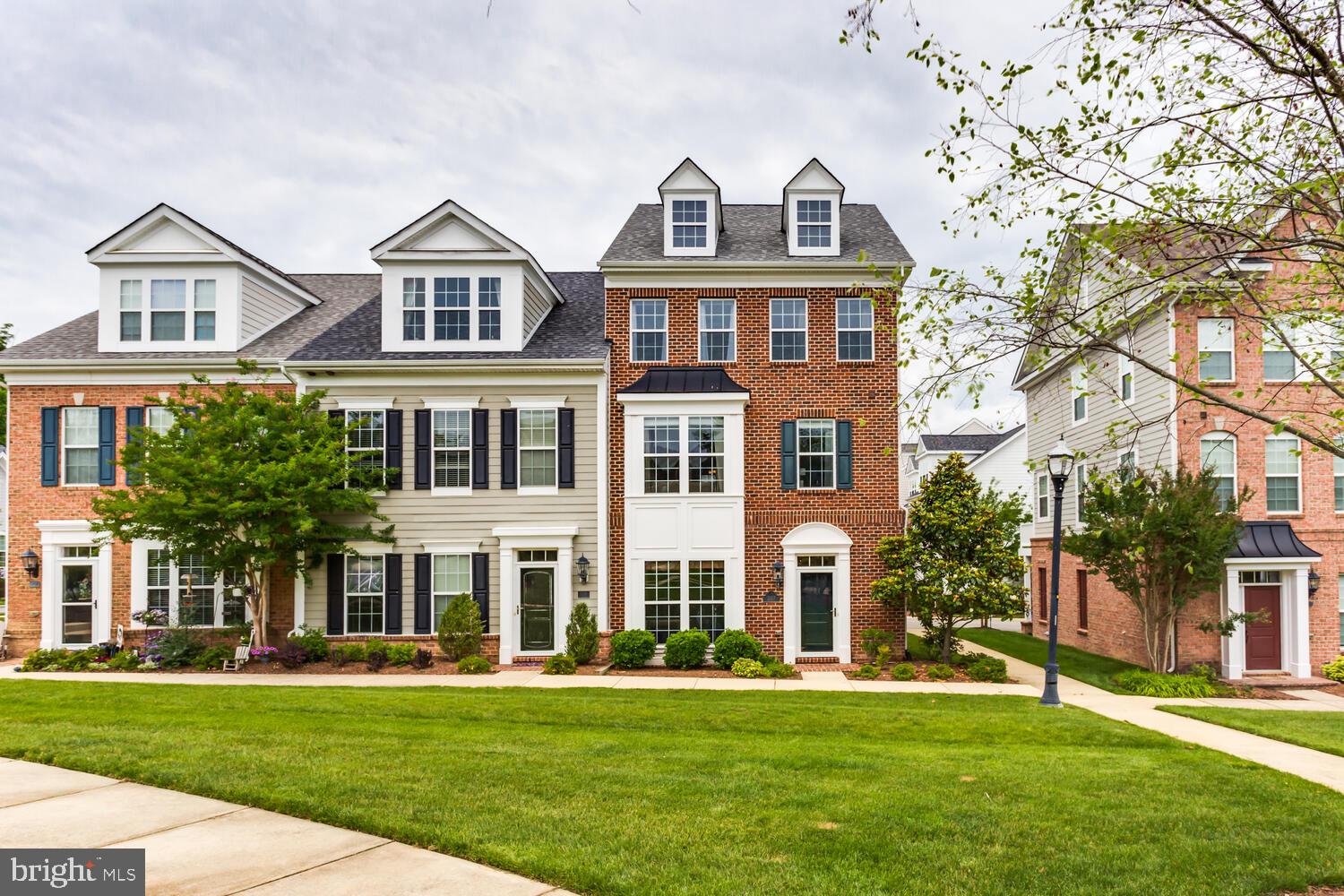 STEEPLECHASE - Residential