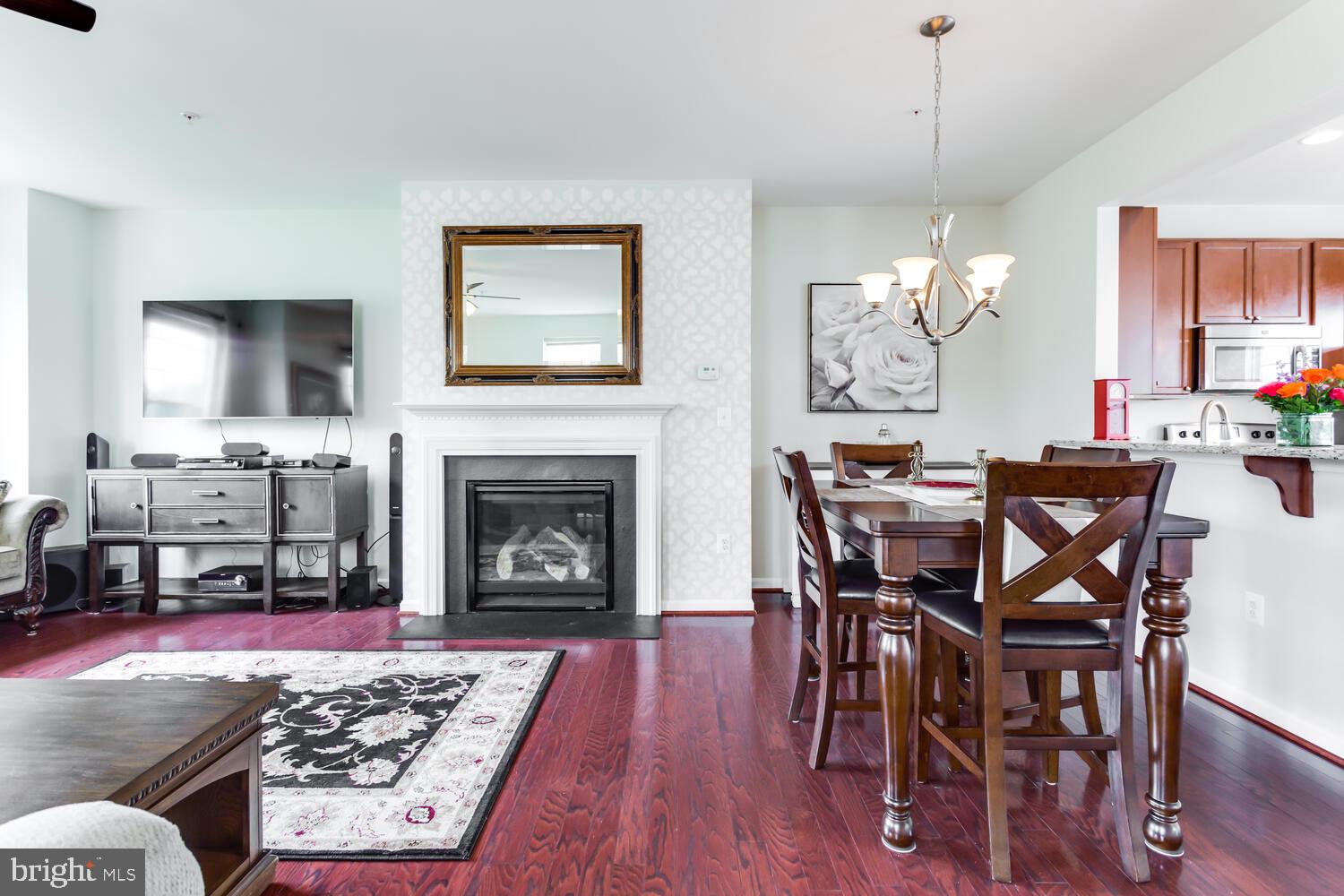 STEEPLECHASE - Residential