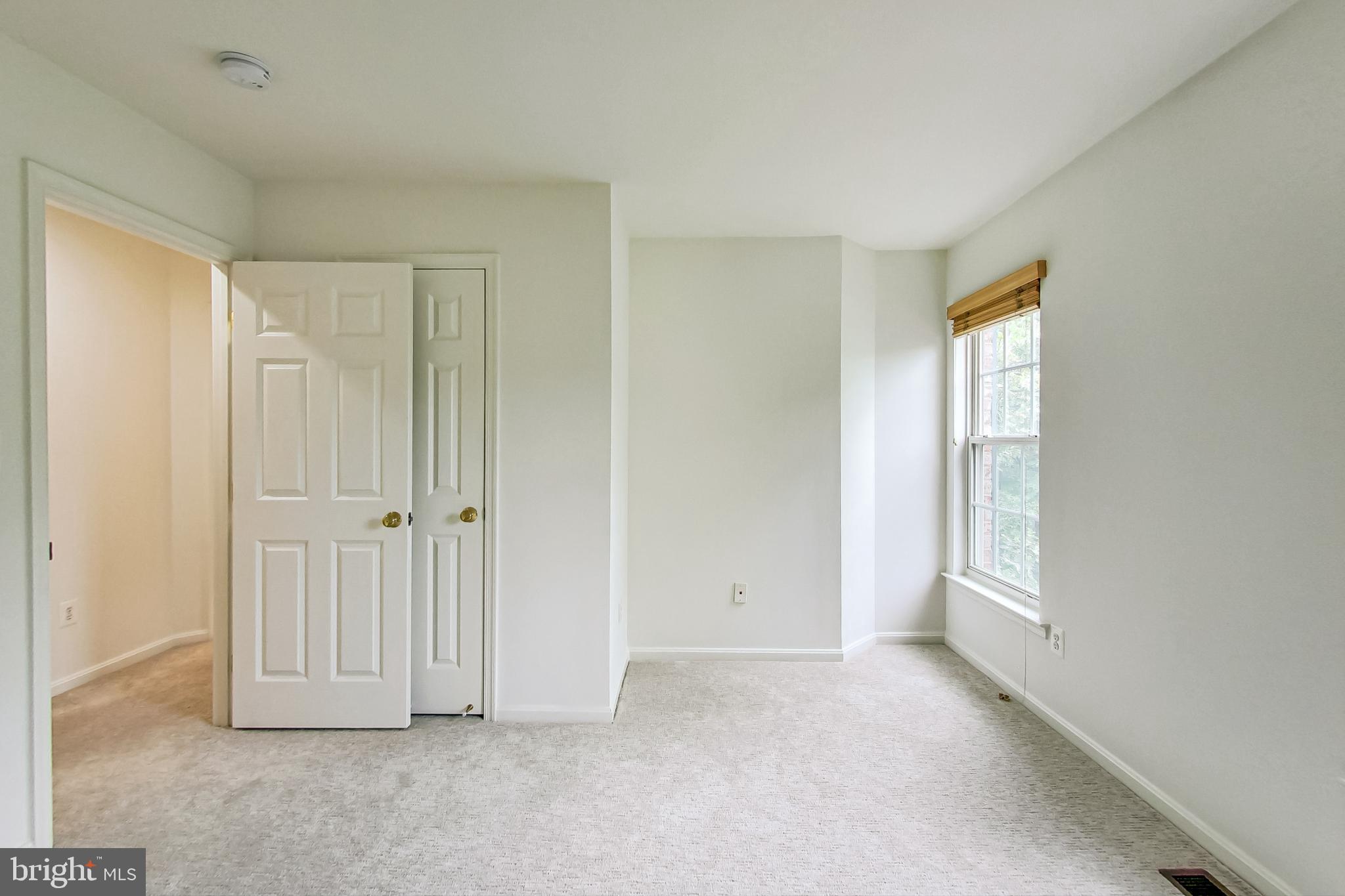 BELMONT TOWN CENTER - Residential