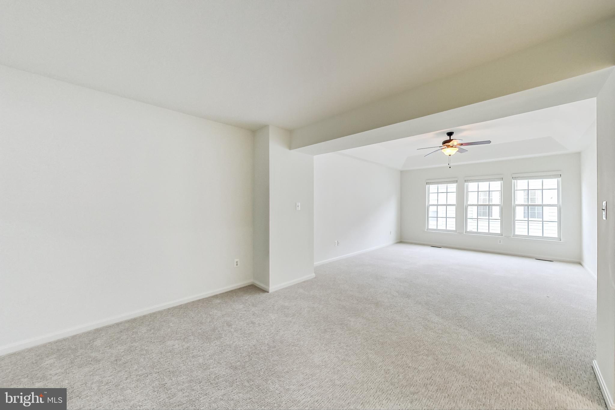 BELMONT TOWN CENTER - Residential