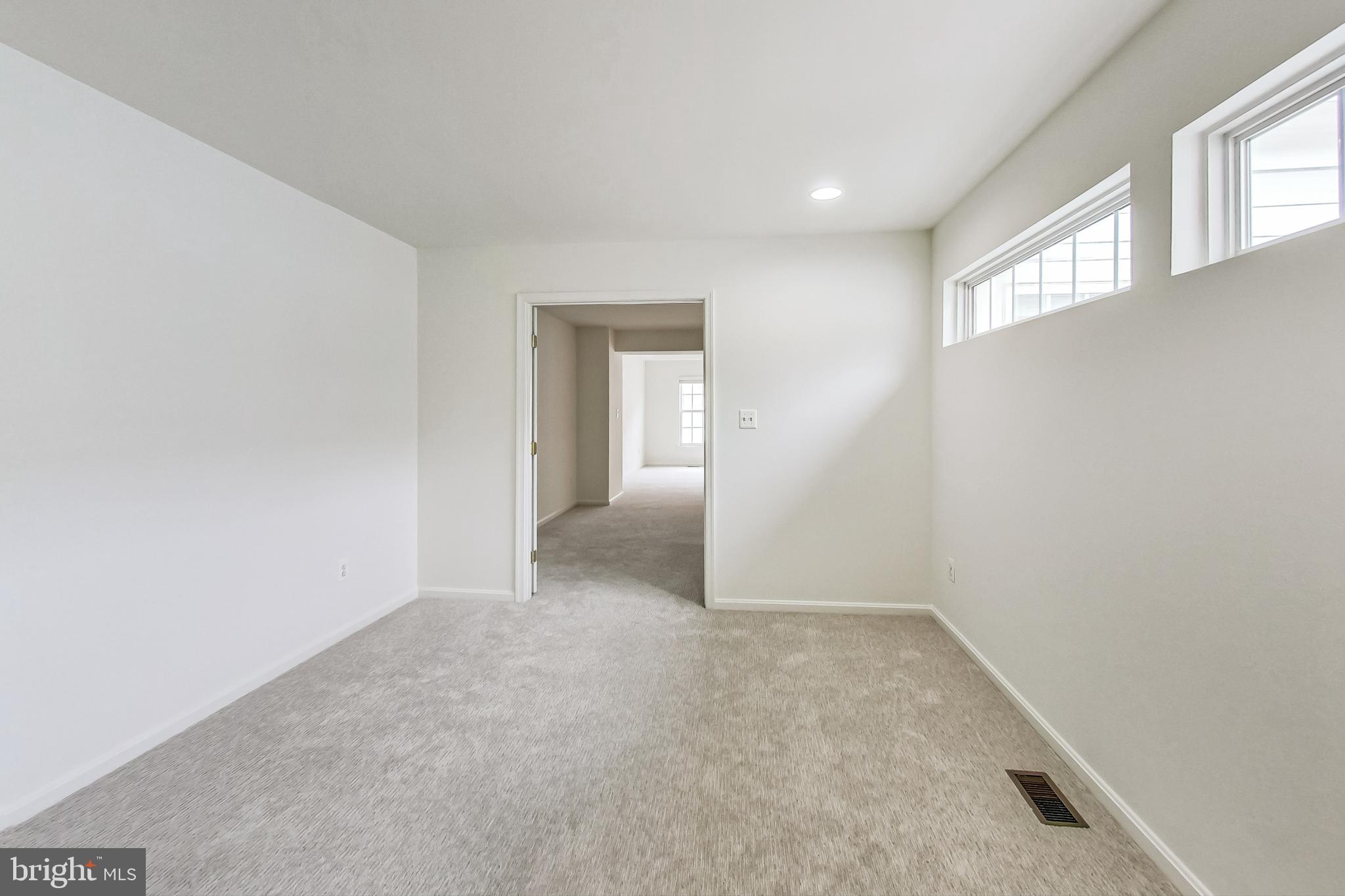 BELMONT TOWN CENTER - Residential