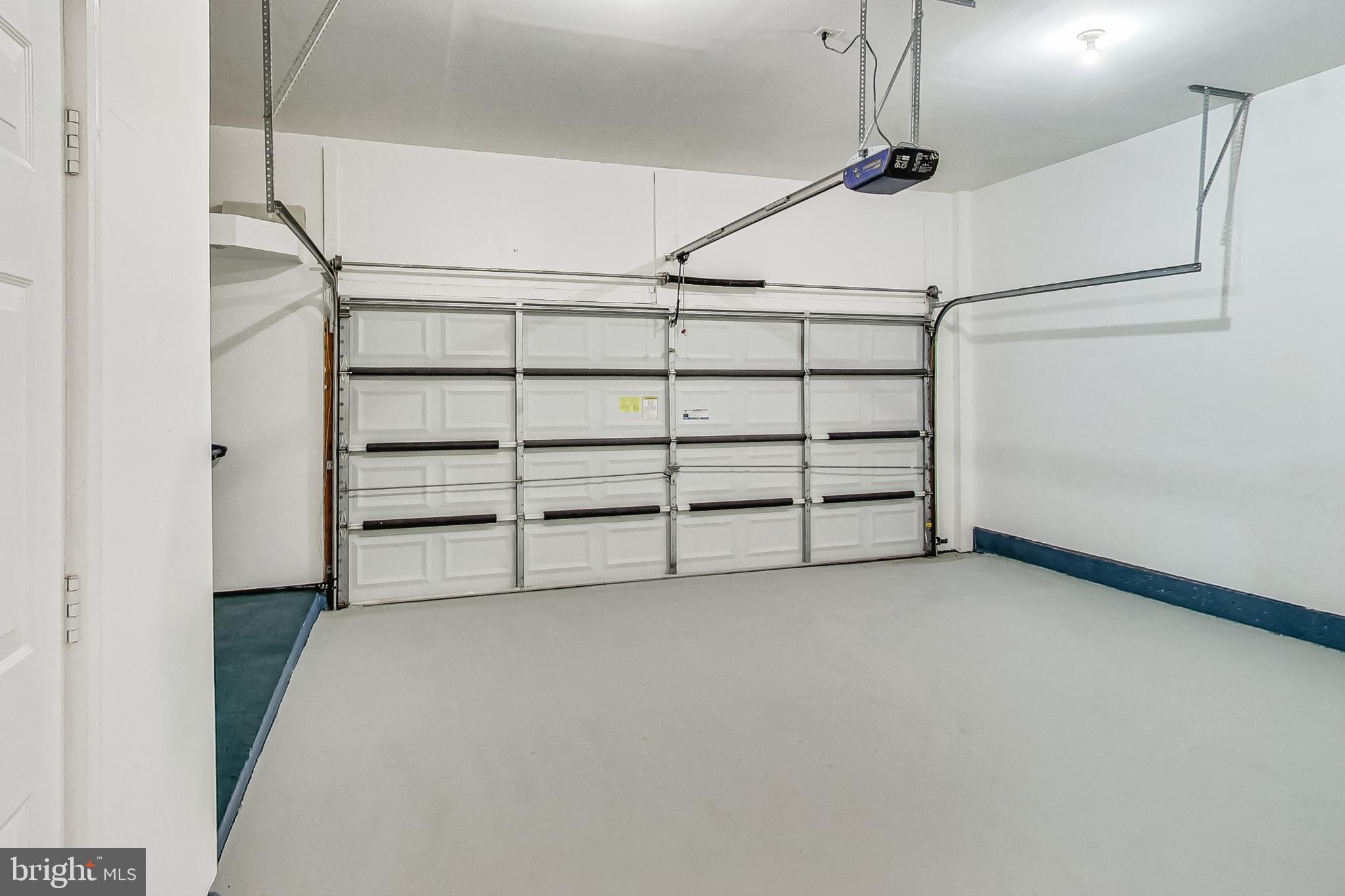 BELMONT TOWN CENTER - Residential