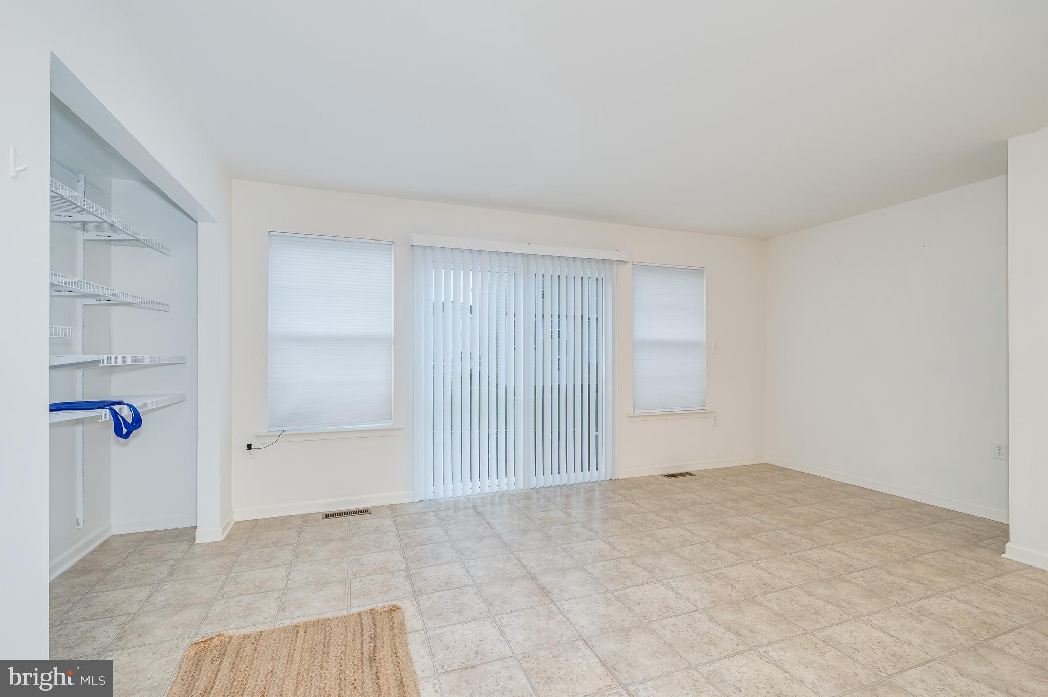 STONEBROOK VILLAGE - Residential