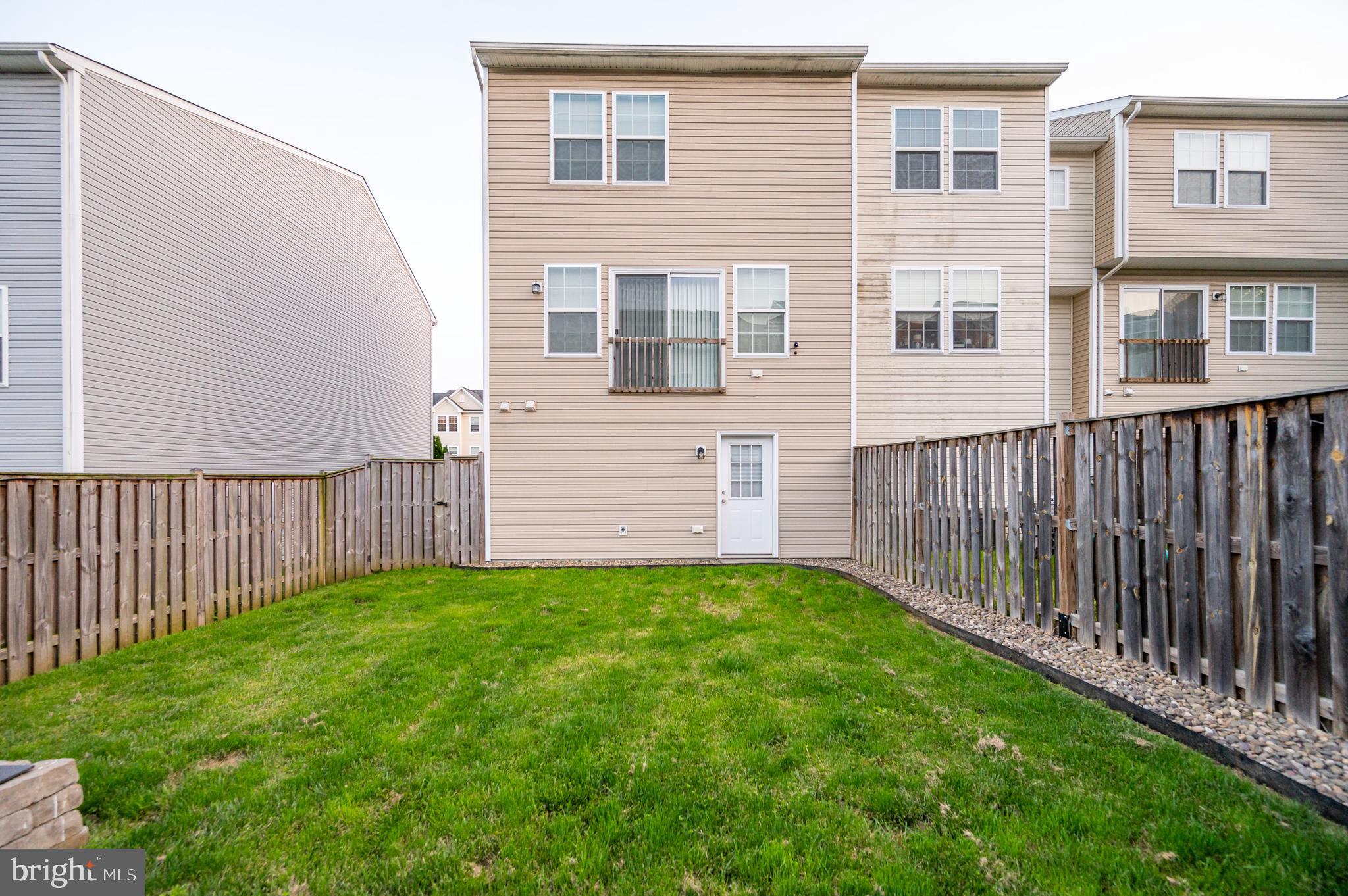 STONEBROOK VILLAGE - Residential