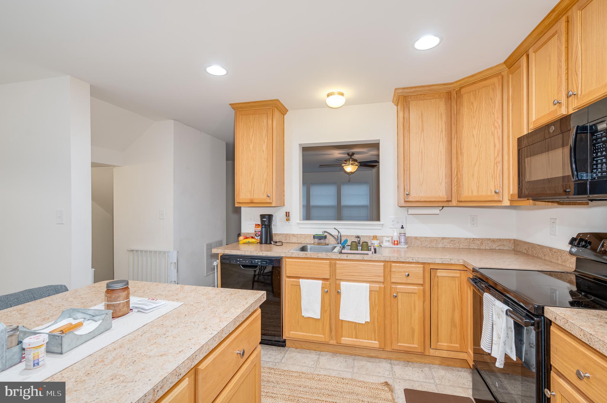 STONEBROOK VILLAGE - Residential