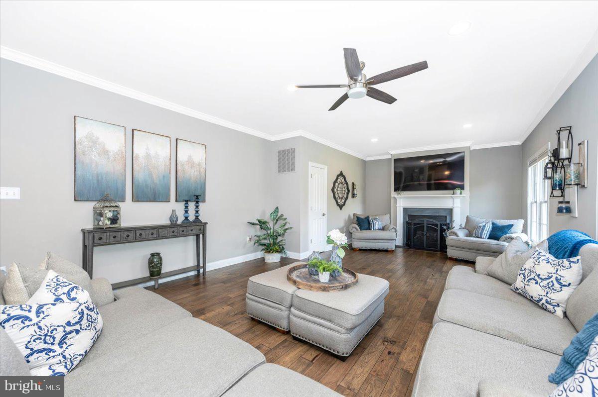 BLACK ROCK ESTATES - Residential