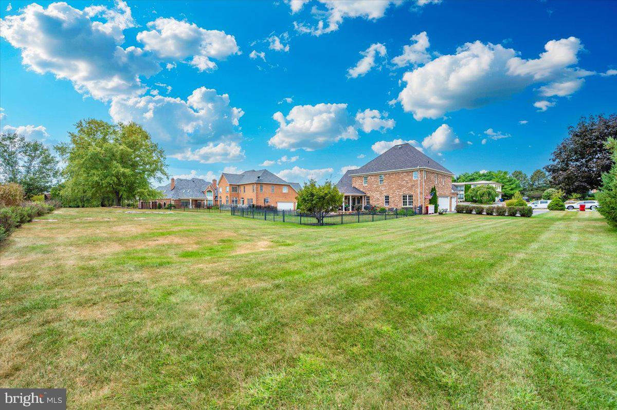 BLACK ROCK ESTATES - Residential