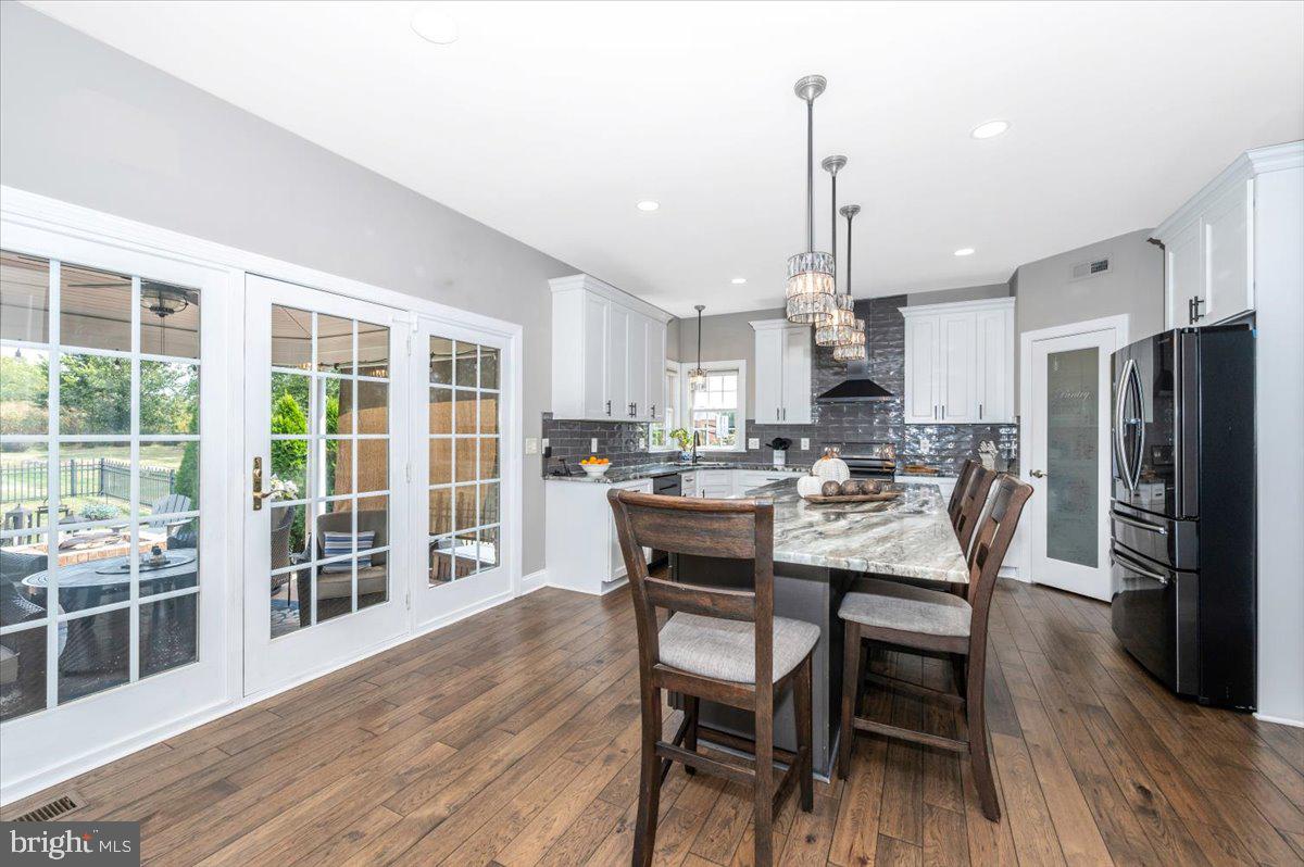 BLACK ROCK ESTATES - Residential