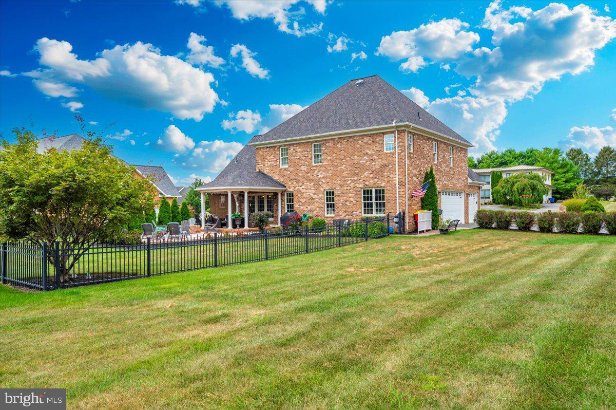 BLACK ROCK ESTATES - Residential