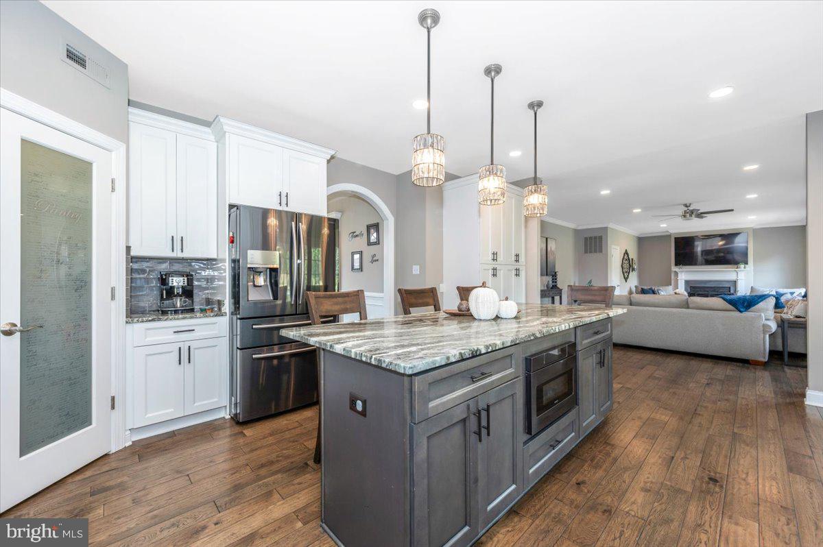 BLACK ROCK ESTATES - Residential