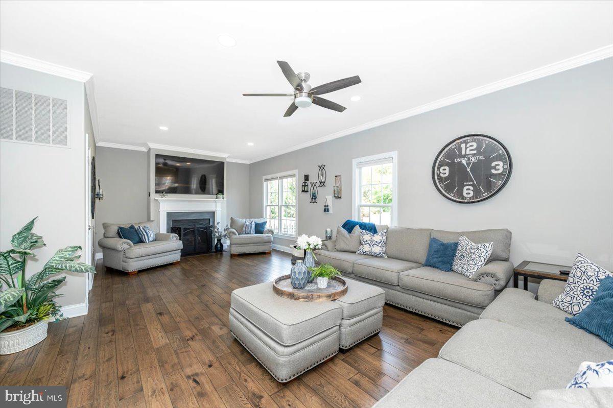 BLACK ROCK ESTATES - Residential