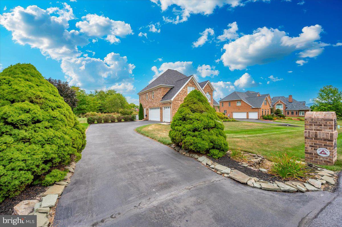 BLACK ROCK ESTATES - Residential