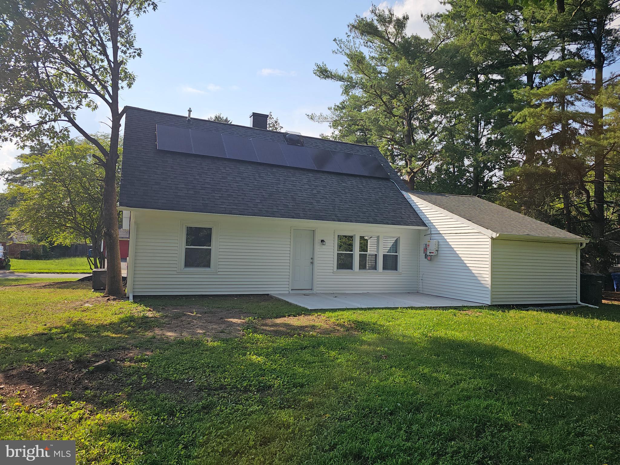 38 BRADFORD LANE