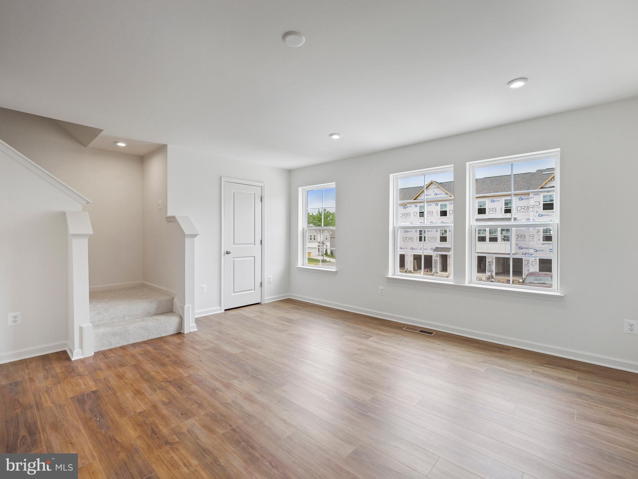 OVERLOOK AT RIVERSIDE TOWNHOMES - Residential Lease